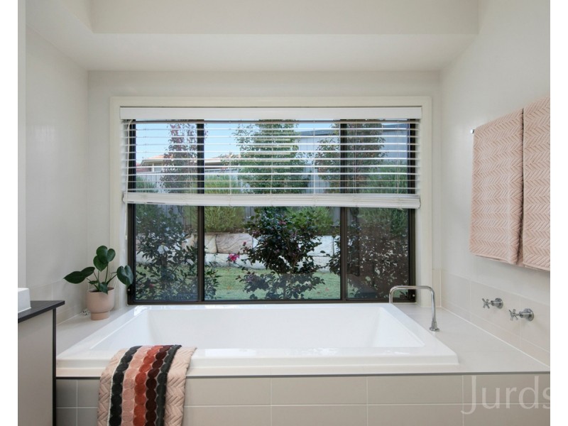 1760 Wine Country Drive, North Rothbury NSW 2335