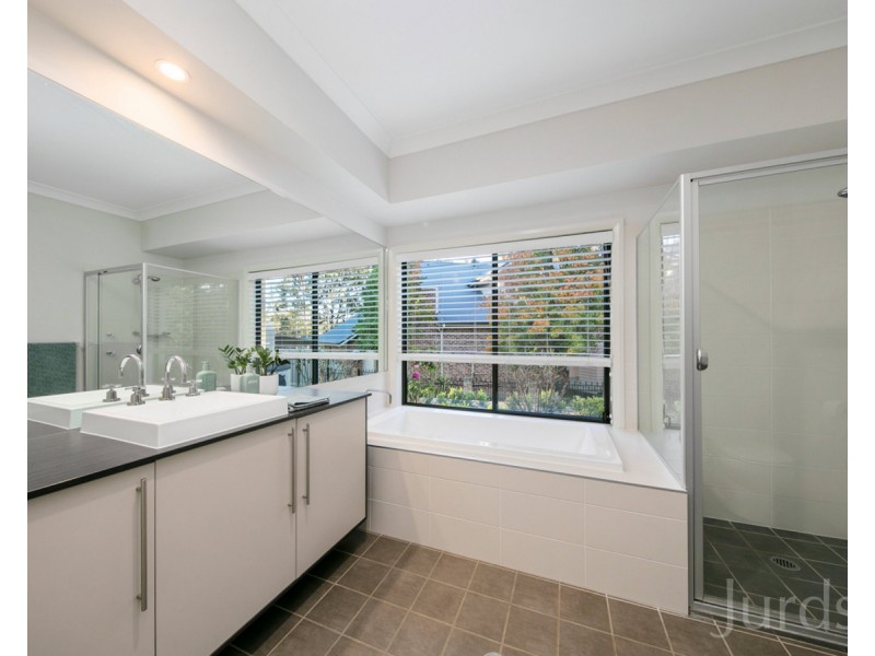 1760 Wine Country Drive, North Rothbury NSW 2335