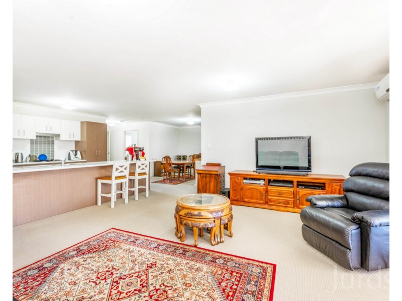 24 Chablis Drive, Cessnock NSW 2325