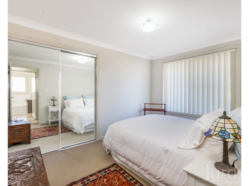 24 Chablis Drive, Cessnock NSW 2325