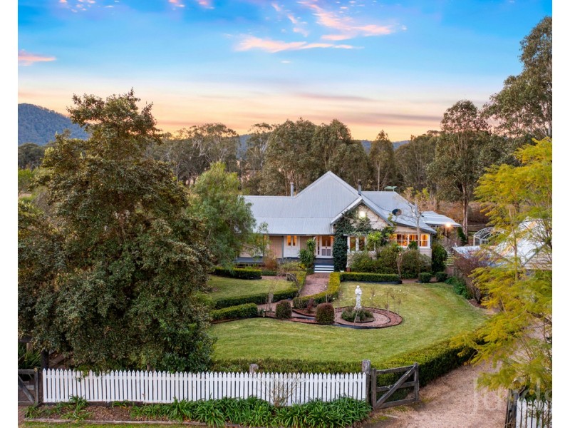 8 Owens Avenue, Millfield NSW 2325