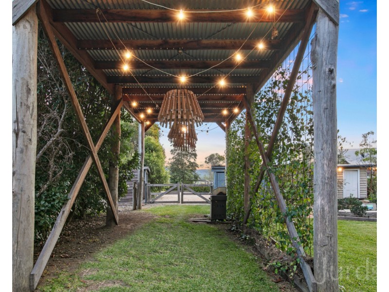 8 Owens Avenue, Millfield NSW 2325