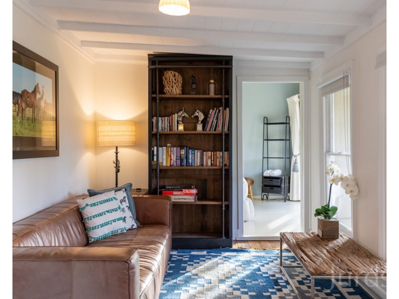 8 Owens Avenue, Millfield NSW 2325