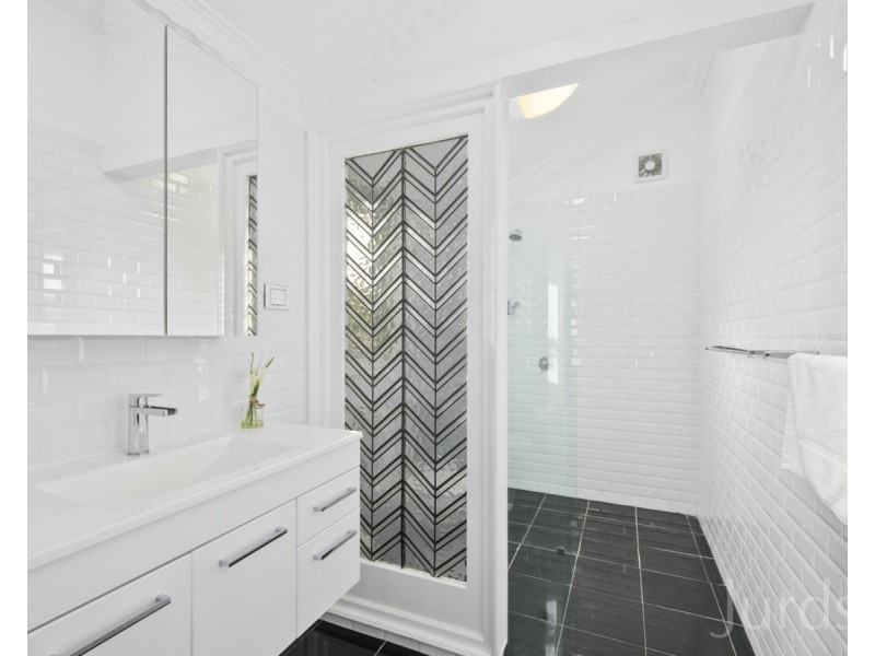 8 Owens Avenue, Millfield NSW 2325