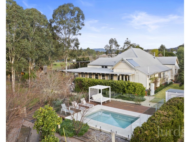 8 Owens Avenue, Millfield NSW 2325