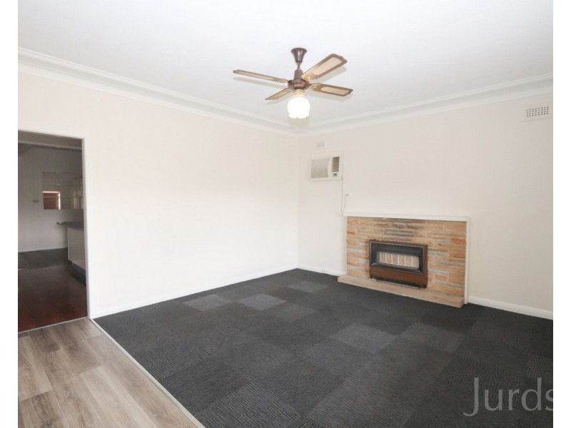 13 Guest Street, Cessnock NSW 2325