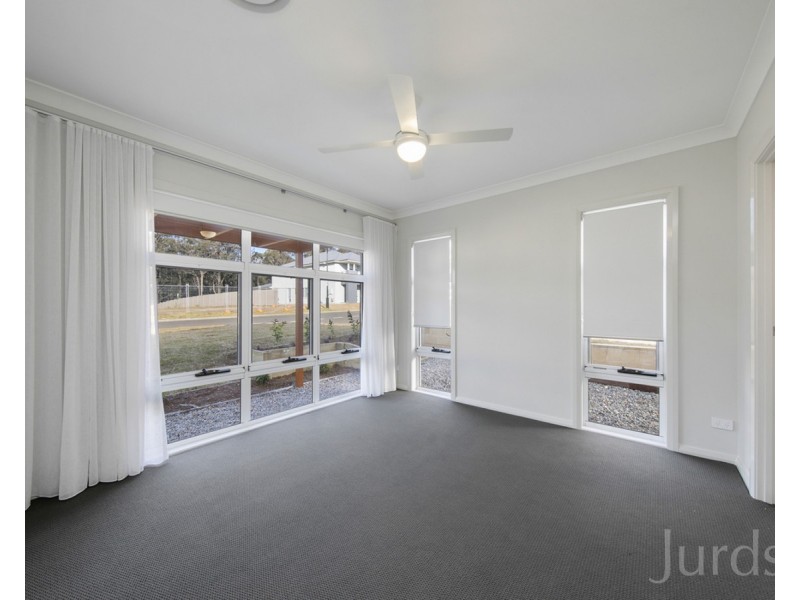 17 Moran Parkway, North Rothbury NSW 2335