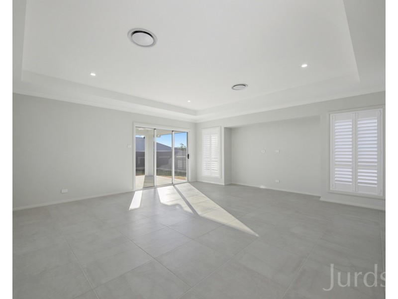 17 Moran Parkway, North Rothbury NSW 2335