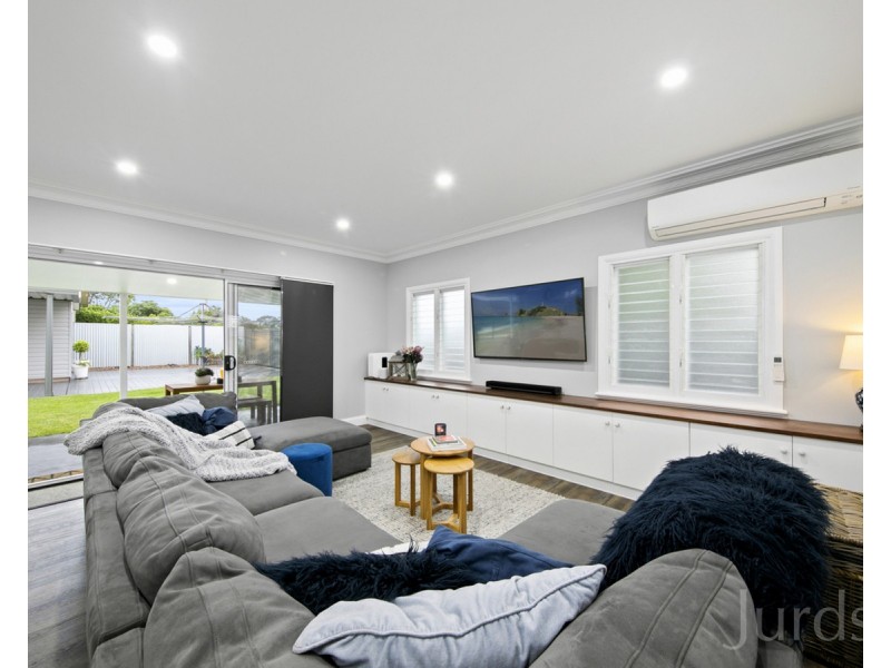 10 Glebe Street, East Maitland NSW 2323