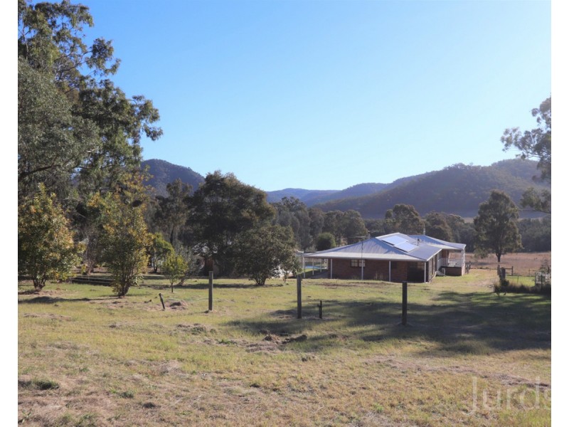 626 Wollombi Road, Broke NSW 2330