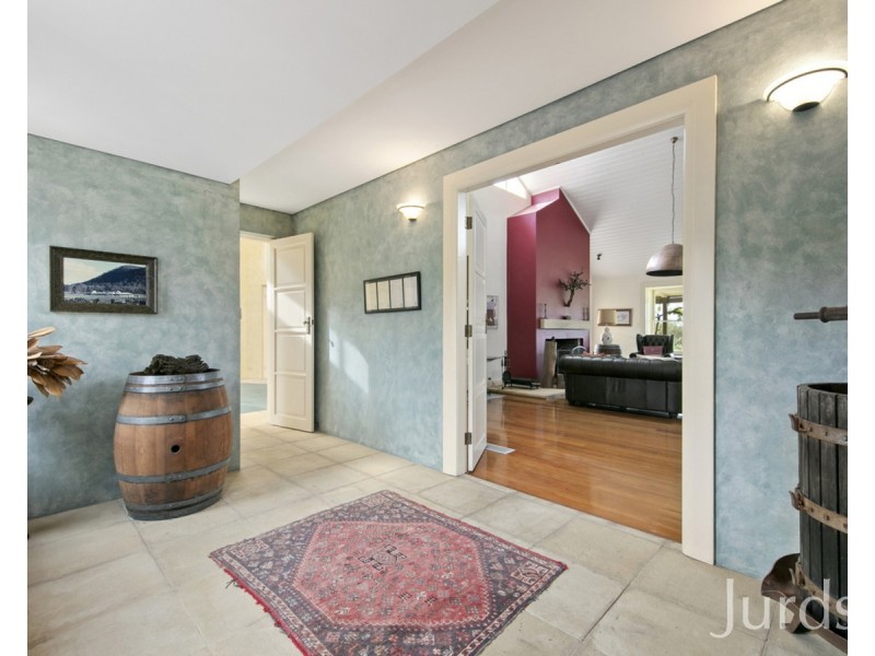 997 Milbrodale Road, Broke NSW 2330