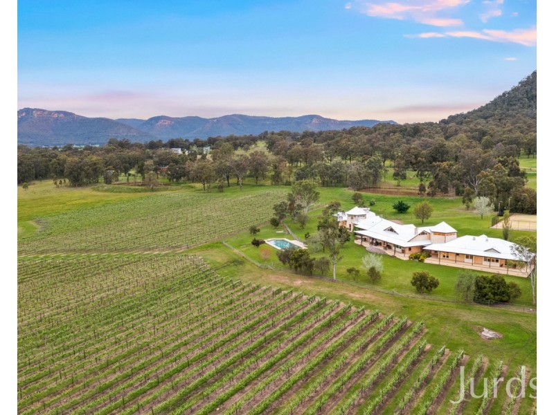 997 Milbrodale Road, Broke NSW 2330