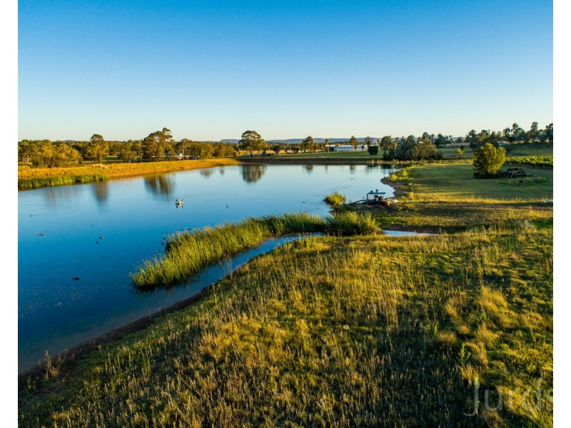 305 Wine Country Drive, Nulkaba NSW 2325