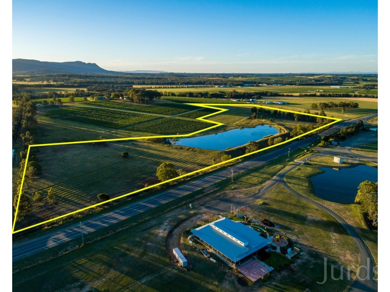 305 Wine Country Drive, Nulkaba NSW 2325