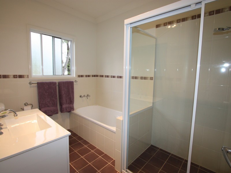 18 Howe Street, Broke NSW 2330