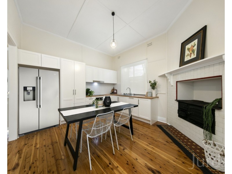 87 Desmond Street, Cessnock NSW 2325