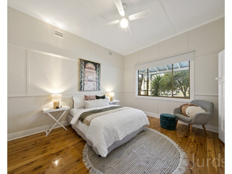 87 Desmond Street, Cessnock NSW 2325