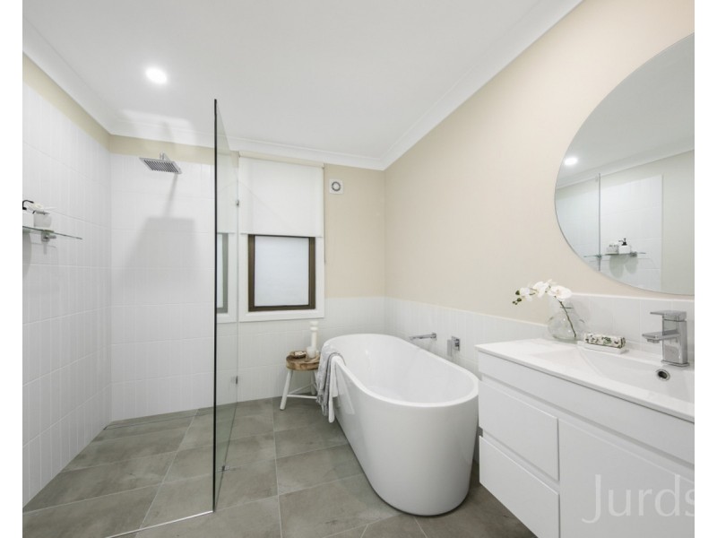 87 Desmond Street, Cessnock NSW 2325