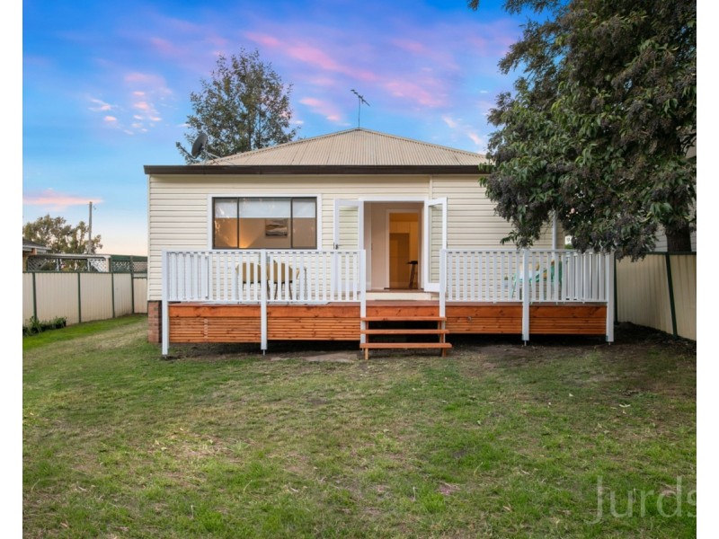 87 Desmond Street, Cessnock NSW 2325