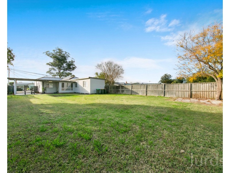 1 Moore Street, Cessnock NSW 2325
