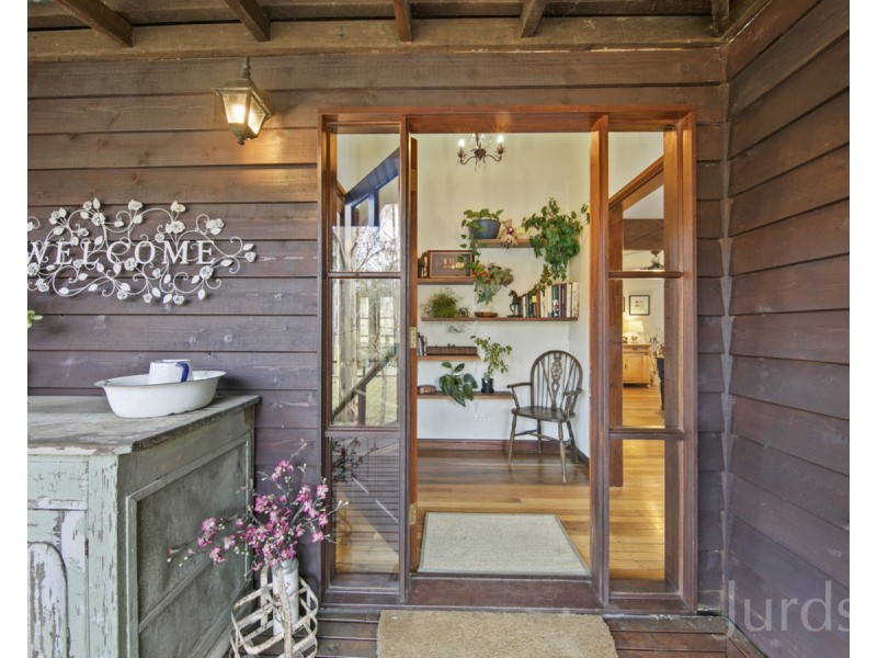 14 Merewether Close, North Rothbury NSW 2335