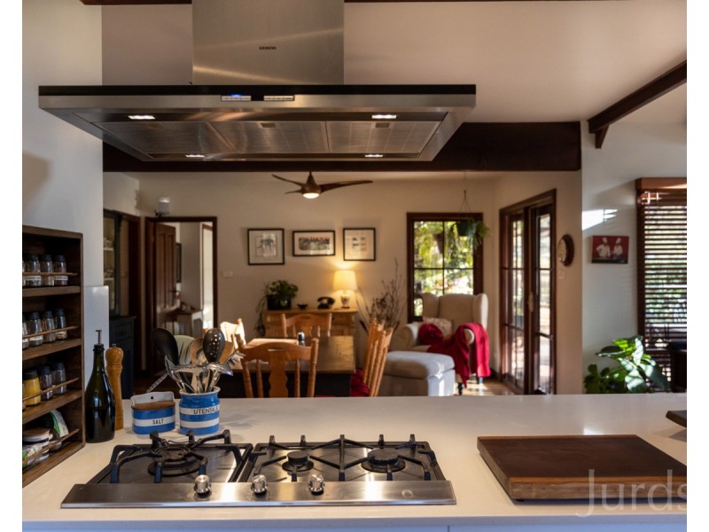 14 Merewether Close, North Rothbury NSW 2335