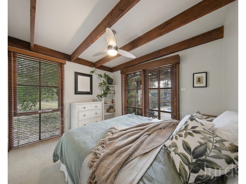 14 Merewether Close, North Rothbury NSW 2335