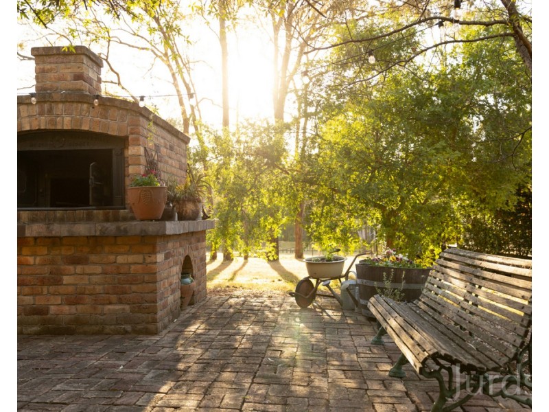 14 Merewether Close, North Rothbury NSW 2335