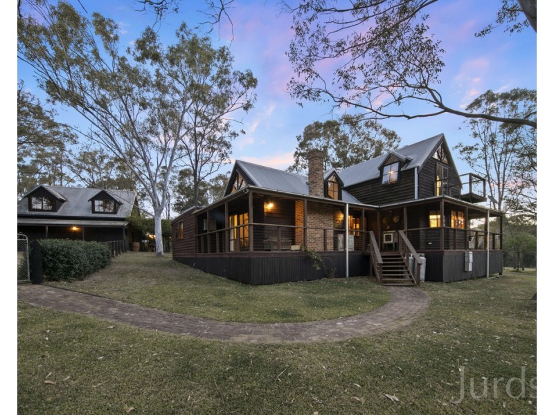 14 Merewether Close, North Rothbury NSW 2335