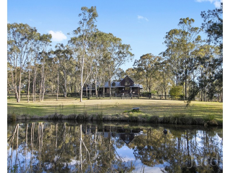 14 Merewether Close, North Rothbury NSW 2335