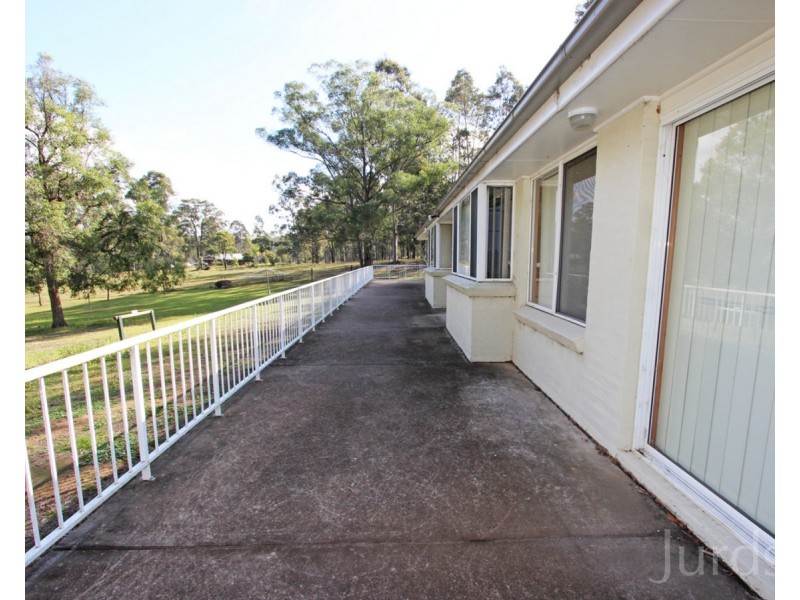 42 Tuckers Lane, North Rothbury NSW 2335