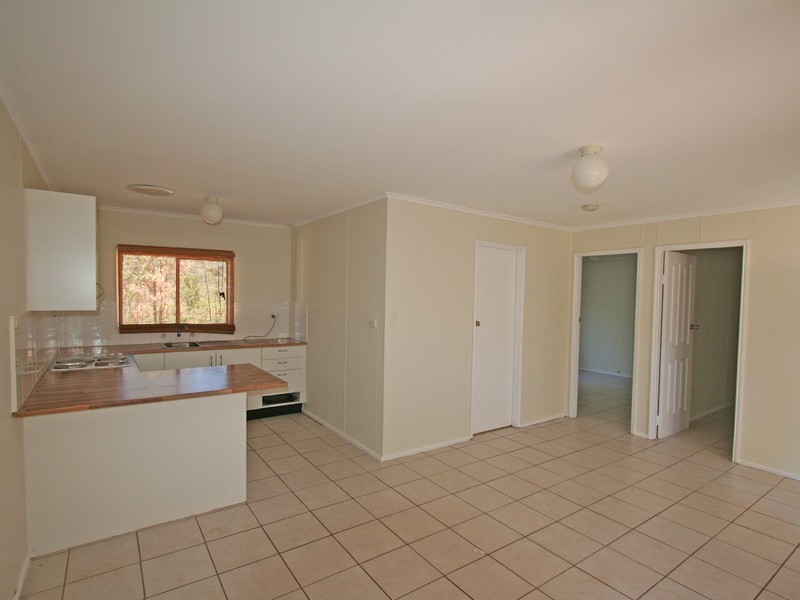 708 Lake Road, Elrington NSW 2325
