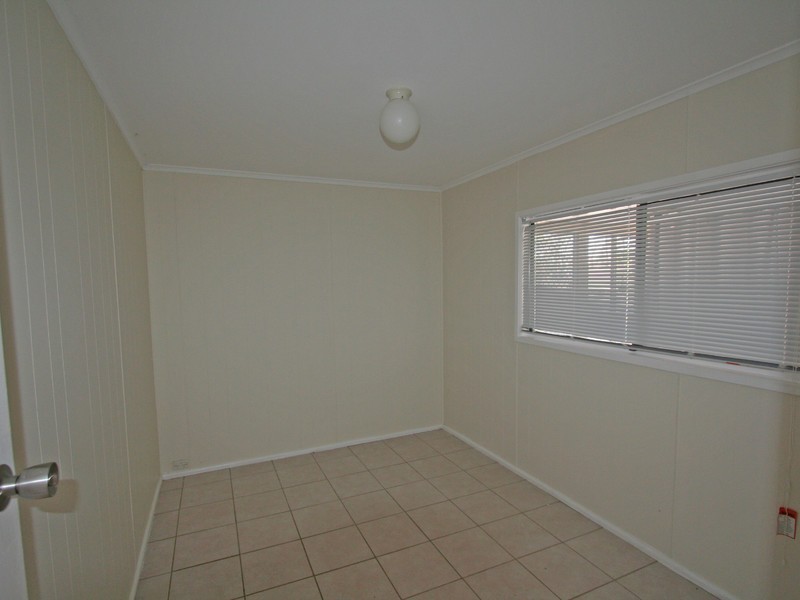708 Lake Road, Elrington NSW 2325