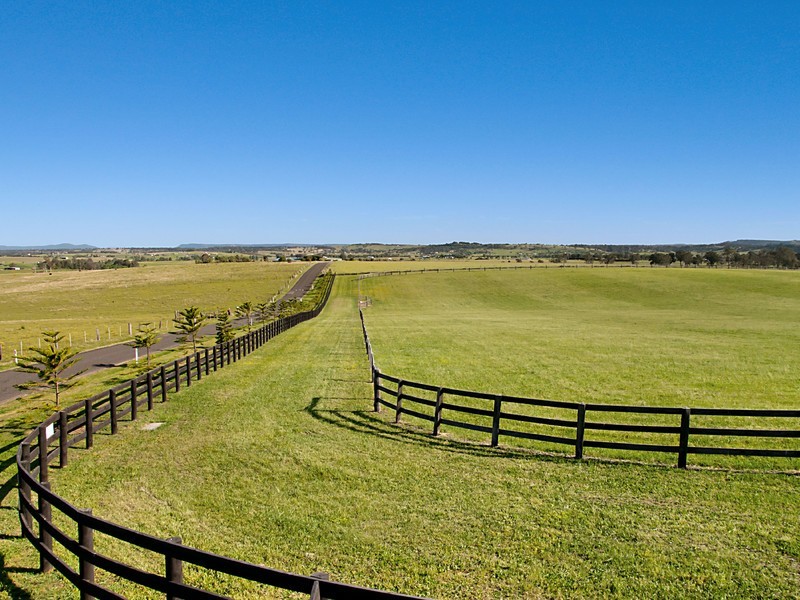 665 Luskintyre Road, Luskintyre NSW 2321