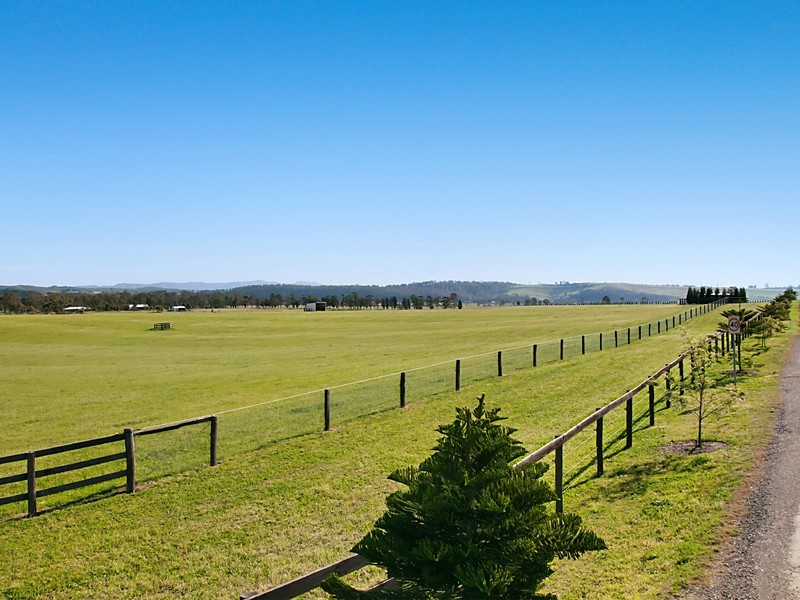 665 Luskintyre Road, Luskintyre NSW 2321