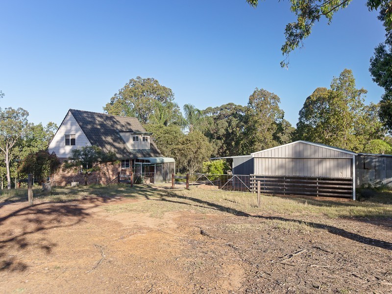 42 Orient Street, Greta NSW 2334