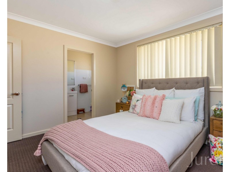 2/24 Stephen Street, Cessnock NSW 2325