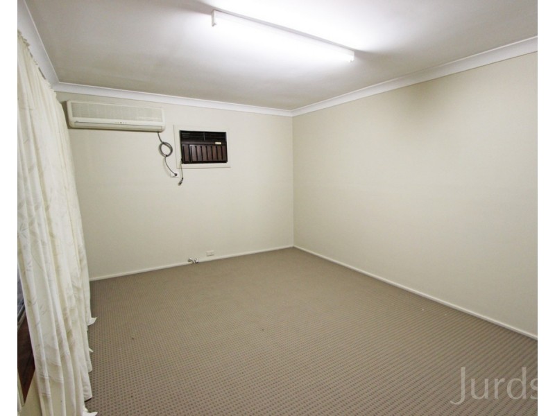 39 Frame Drive, Abermain NSW 2326