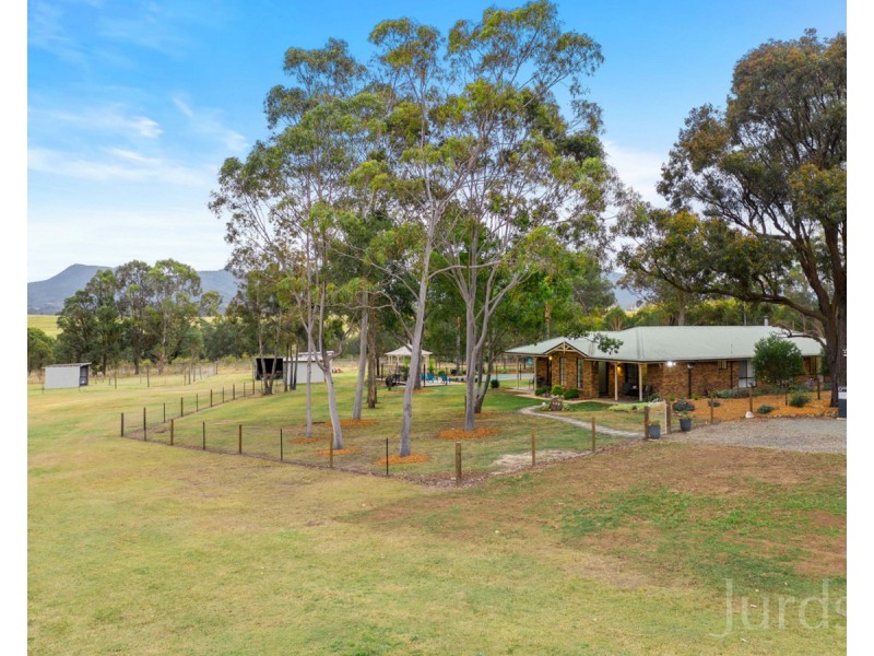 402 McMullins Road, Branxton NSW 2335