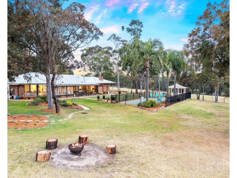 402 McMullins Road, Branxton NSW 2335