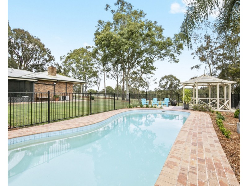 402 McMullins Road, Branxton NSW 2335