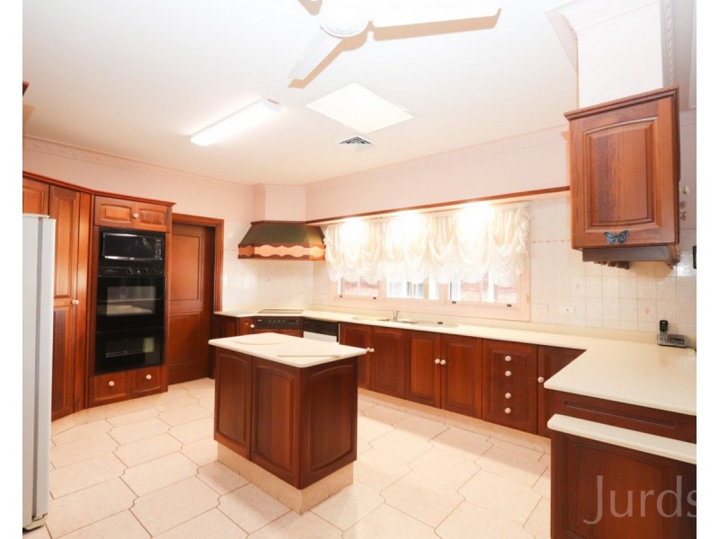 120 Wine Country Drive, Nulkaba NSW 2325