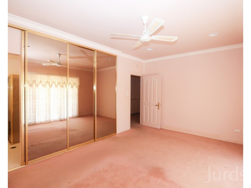 120 Wine Country Drive, Nulkaba NSW 2325