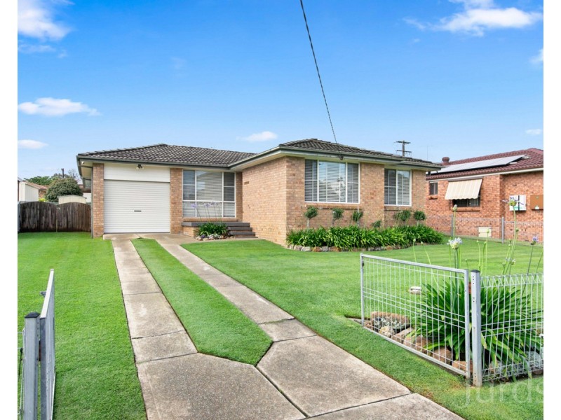 37 Mavis Street, Cessnock NSW 2325