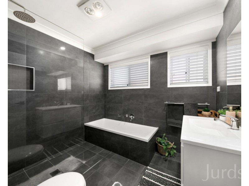 37 Mavis Street, Cessnock NSW 2325