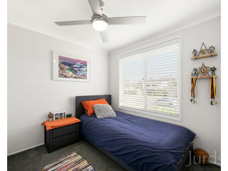 37 Mavis Street, Cessnock NSW 2325