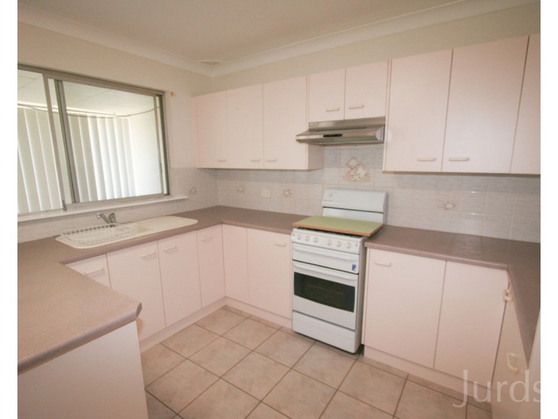 33 Moore Street, Cessnock NSW 2325