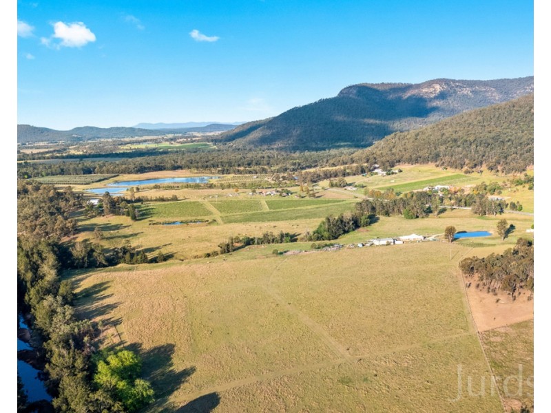 610 Wollombi Road, Broke NSW 2330