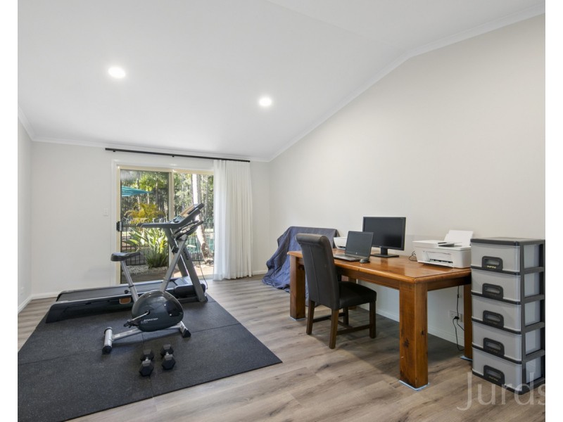 245 Sandy Creek Road, Mount Vincent NSW 2323