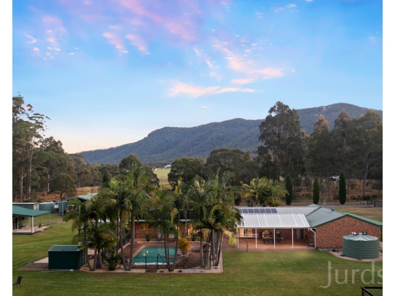245 Sandy Creek Road, Mount Vincent NSW 2323